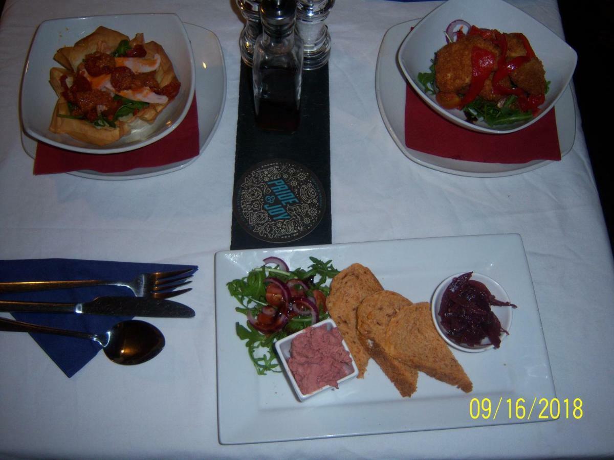 The Rushcart Inn Sowerby Bridge Esterno foto
