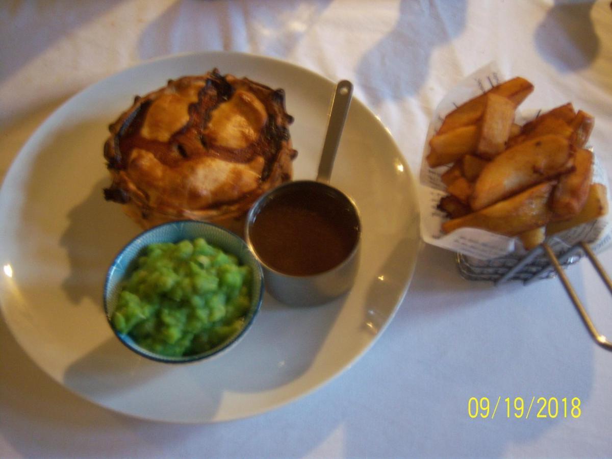 The Rushcart Inn Sowerby Bridge Esterno foto