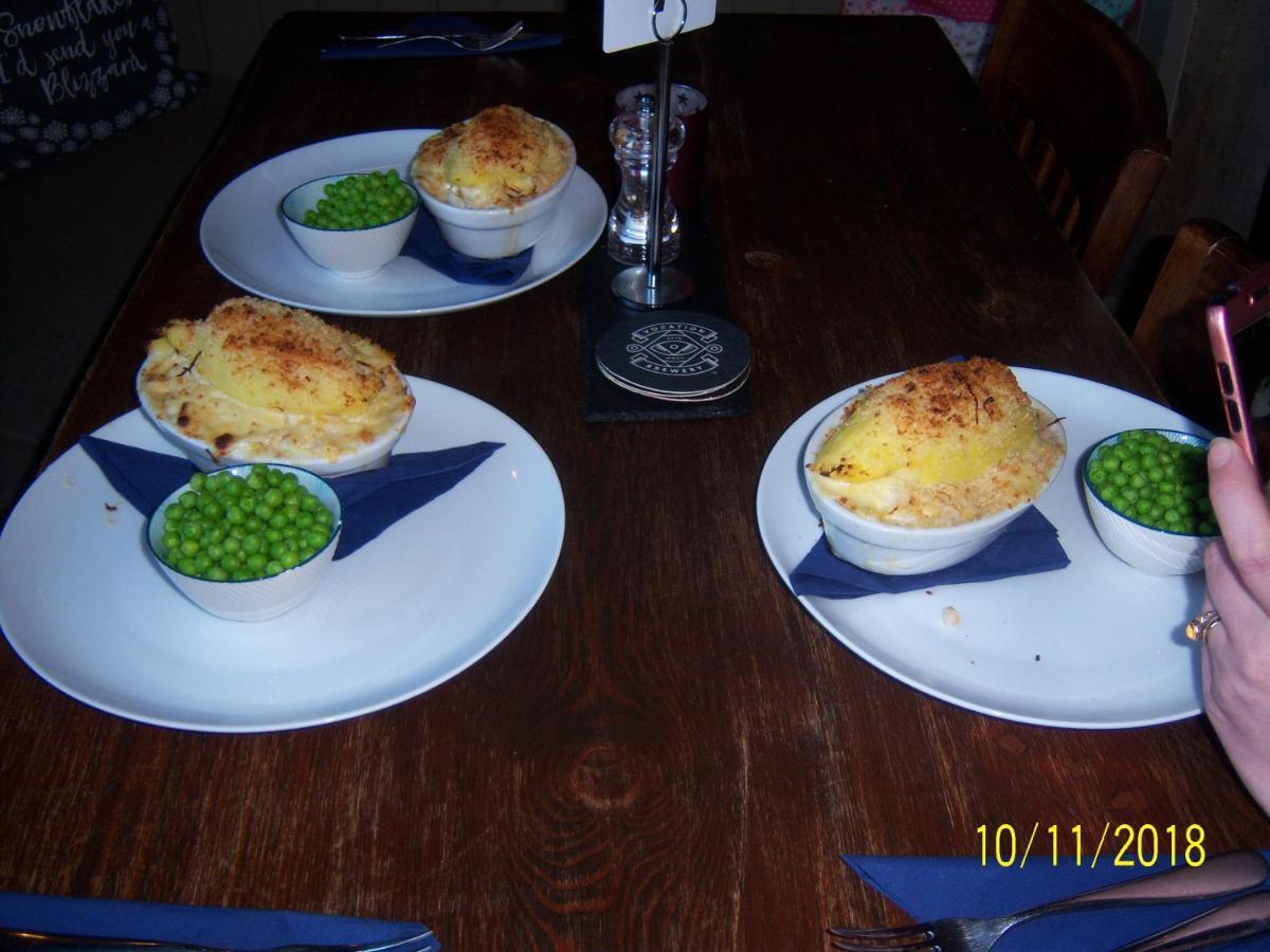 The Rushcart Inn Sowerby Bridge Esterno foto